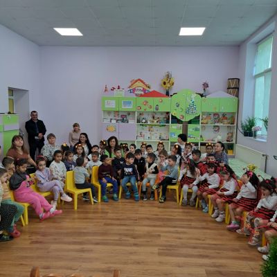 НАЦИОНАЛЕН ДЕН НА ЧЕТЕНЕТО #ДенНаЧетенето #Readforreal - ДГ Щурче - Гроздьово