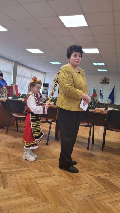 КОЛЕДУВАНЕ 12